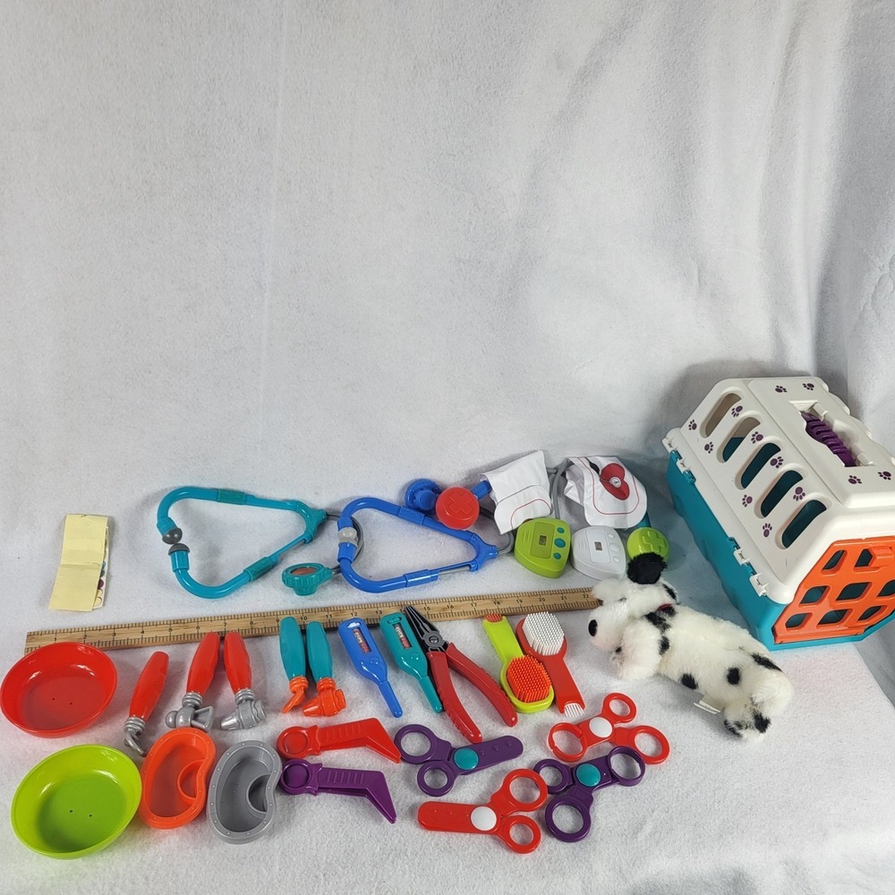 Veterinary Pretend Play Kit Pet Medical Doctor Set Toys Dog Imagination 20+ pcs
